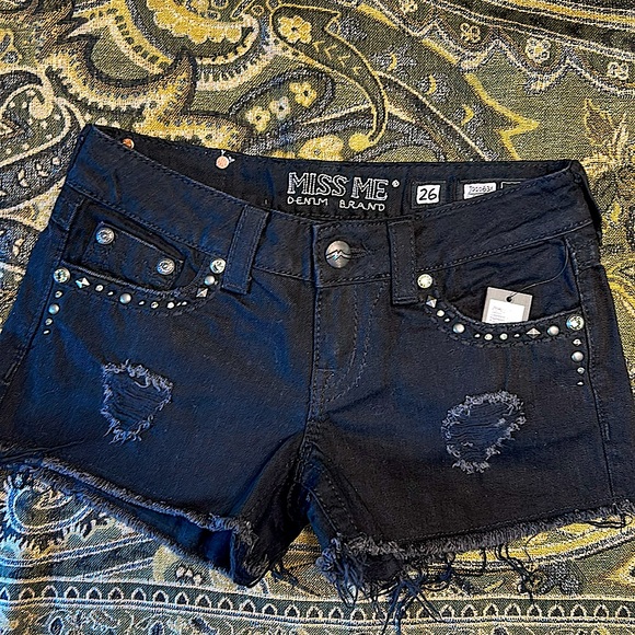 Miss Me 26 NWT Black Jean Shorts - Picture 10 of 16